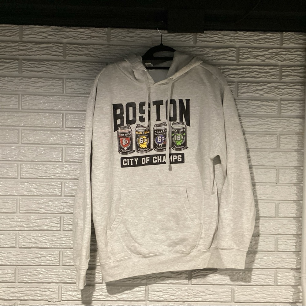 Boston 4 Pack City of Champs Gray Hoodie Men’s Large